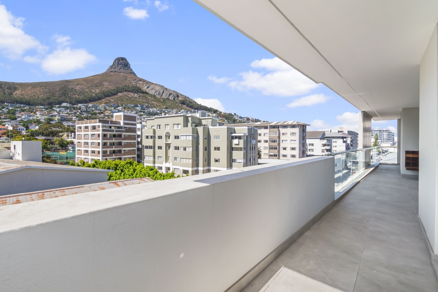 To Let 4 Bedroom Property for Rent in Sea Point Western Cape